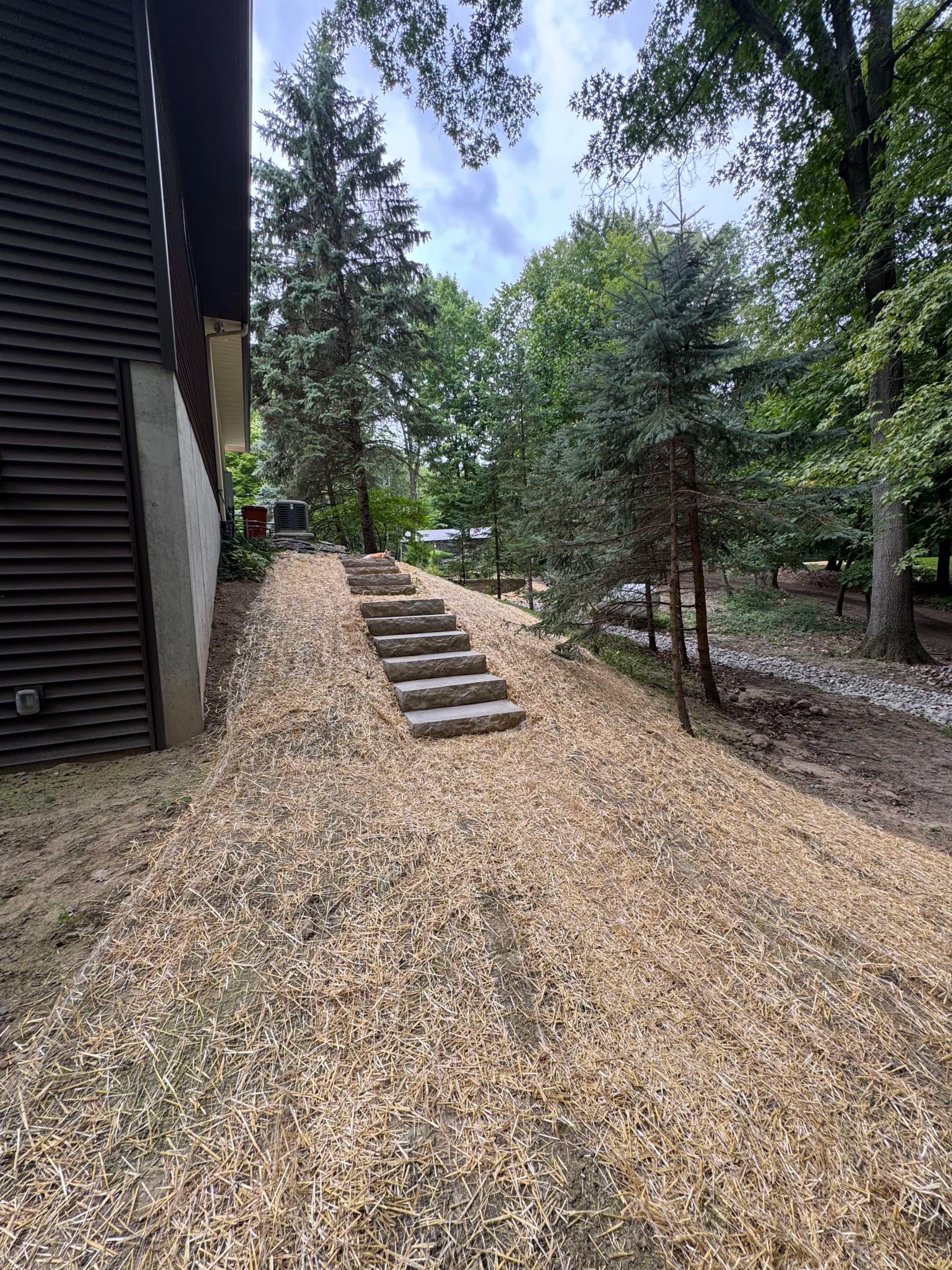 Gallery photos for 760 Sq Ft Paver Patio and Walkway Built on a Sloped Lakefront Yard: Image #5